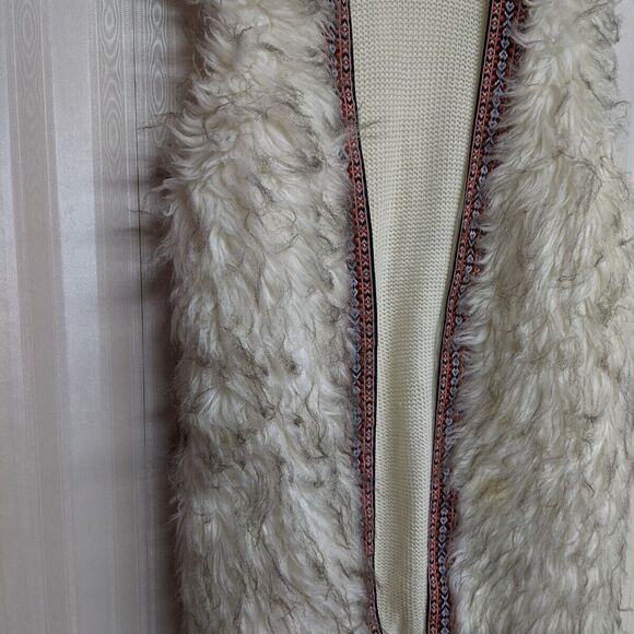 Boho Xhilaration Vest Women Medium Faux Fur Sleveeless Open Lined Cream Ivory M - Picture 3 of 7
